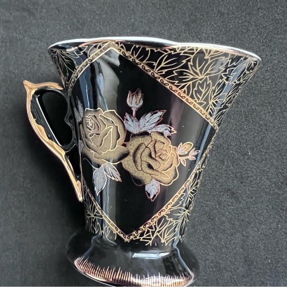 Italian Milano 24c Gold Trim Porcelain Tea Cup and Saucer - Picture 3 of 7